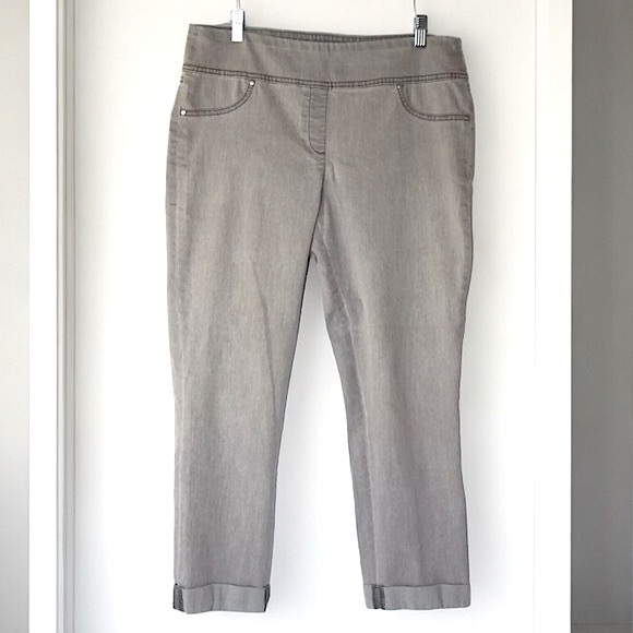 VAN HEUSEN Stretch Extensible Pull On Cuffed Gray Pants Jeggings Plus Size 14 - Picture 1 of 16